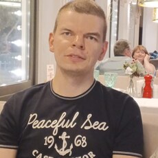 Фотография мужчины Олег, 32 года из г. Екатеринбург