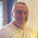 George James, 51 год