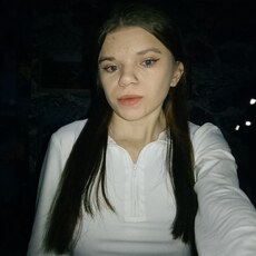 Фотография девушки Полина, 20 лет из г. Яя