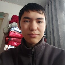 Фотография мужчины Мыктыбек, 19 лет из г. Балыкчи