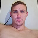 Илья, 24 года