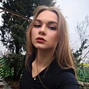 Полина, 22 года