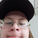 Максим, 23 года