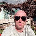 Толик, 44 года