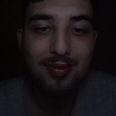 Фотография мужчины Florin, 22 года из г. Focșani