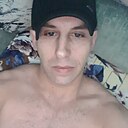 Виктор, 33 года