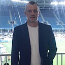 Ден Ис, 40 лет