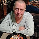 Денис, 33 года