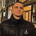 Макс, 24 года