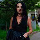 Ядовитая, 40 лет