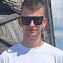 Максим, 23 года