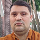 Искандар, 31 год