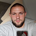 Артур, 33 года