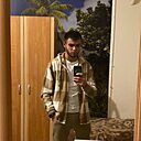 Молодой, 27 лет