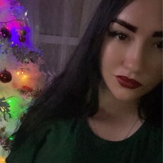 Фотография девушки Алена, 27 лет из г. Ханты-Мансийск