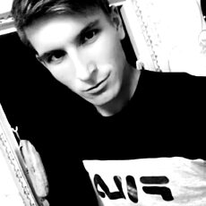 Фотография мужчины Станислав, 28 лет из г. Новый Уренгой