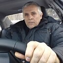 Умалат, 64 года