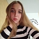Олена, 21 год