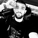 Авик, 28 лет