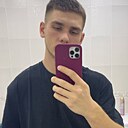 Максим, 23 года