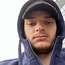 Артур, 25 лет