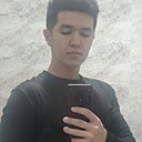 Данияр, 22 года