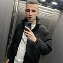 Виталя, 28 лет