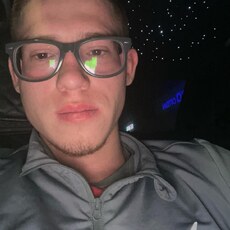 Фотография мужчины Антон, 22 года из г. Белово