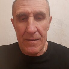 Фотография мужчины Михаил, 64 года из г. Саратов