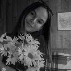 Фотография девушки Соня, 20 лет из г. Железногорск
