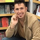 Джеймс Бонд, 36 лет