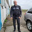 Павел, 42 года
