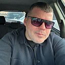 Михаил, 33 года