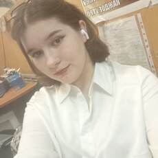Фотография девушки Юлия, 21 год из г. Екатеринбург