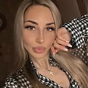 Angie, 33 года