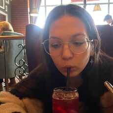 Фотография девушки Алиса, 19 лет из г. Санкт-Петербург