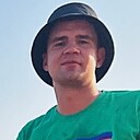 Саша, 32 года