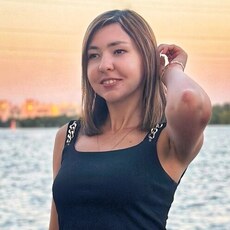 Фотография девушки Юля, 21 год из г. Махачкала