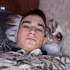Фотография мужчины Никита, 19 лет из г. Хомутово