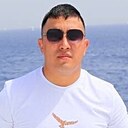 Макс, 32 года