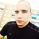 Виктор, 23 года
