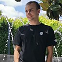 Макс, 24 года