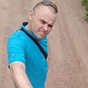 Динар, 42 года