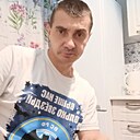 Лео, 42 года