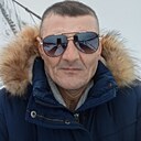 Лев, 52 года