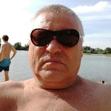 Фотография мужчины Владимир, 65 лет из г. Хабаровск