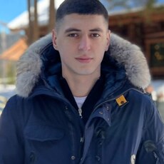 Фотография мужчины Динис, 25 лет из г. Храдец-Кралове