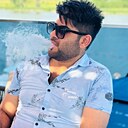 B Boy, 23 года