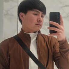 Фотография мужчины Диёрбек, 21 год из г. Крупки