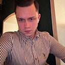 Артем, 24 года